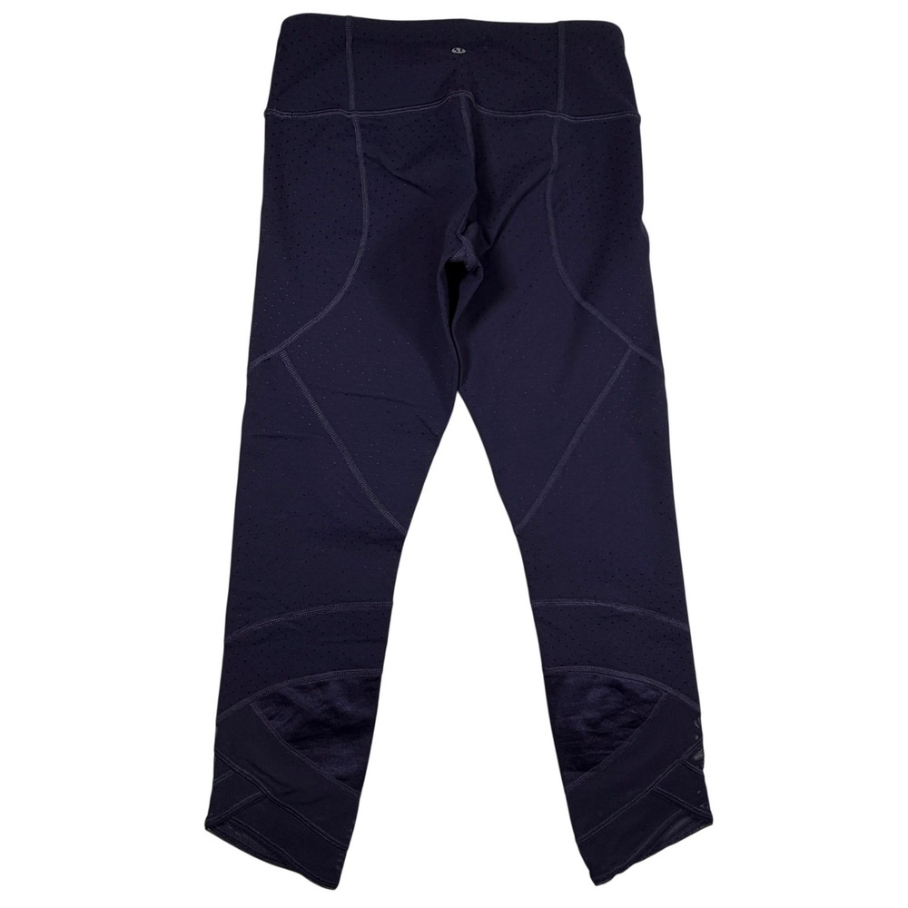 Lululemon Tight Stuff Crop‎ Leggings Purple Perforated Mesh 23" Inseam Size 6